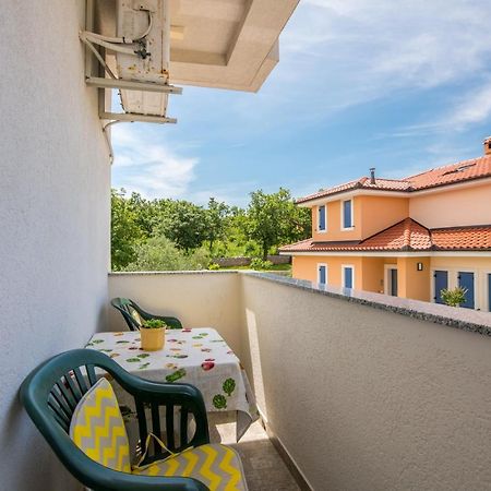 Apartment Mira 3 Klimno Exterior foto